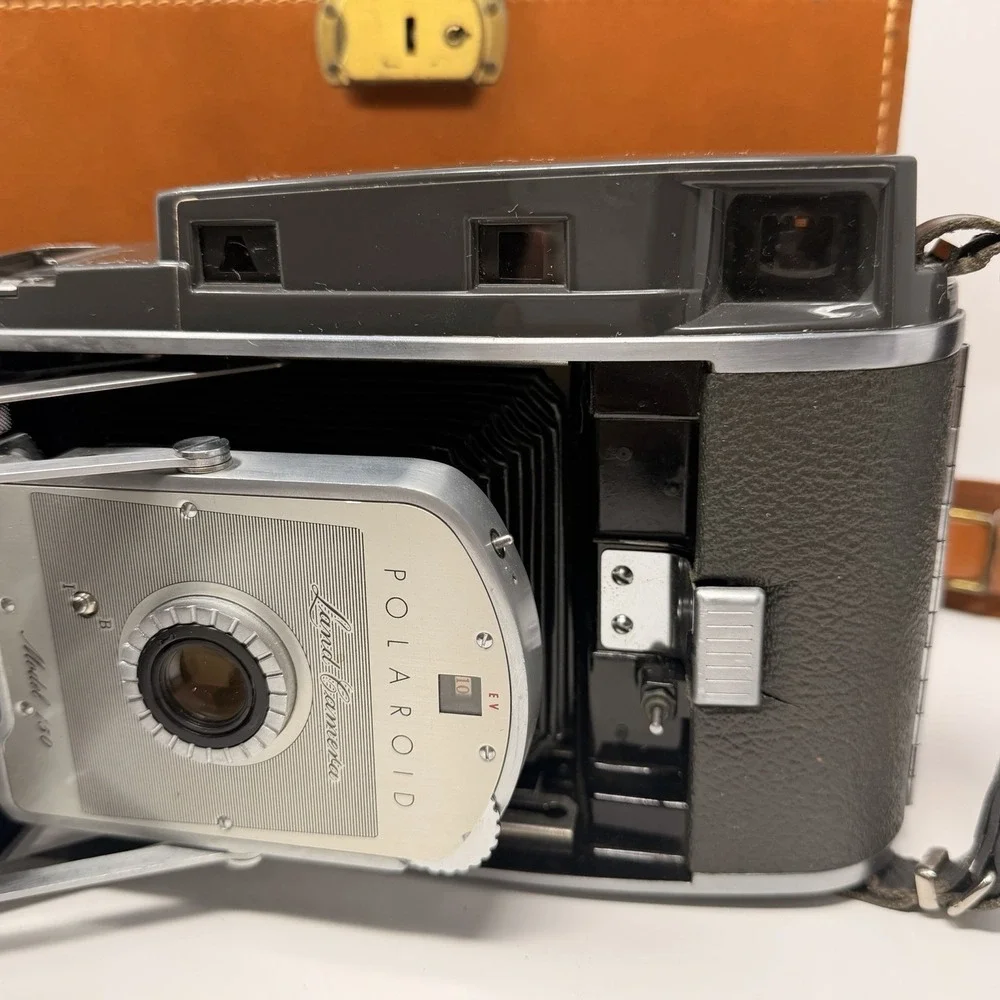 Vintage Polaroid Land Camera Model 150 w/ Leather Case & Accessories Untested